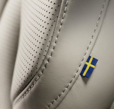 Nouveau Volvo XC90 2014 Stockholm photo siege cuir drapeau suede