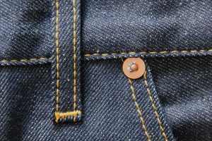 jean selvedge homme comment choisir details rivets
