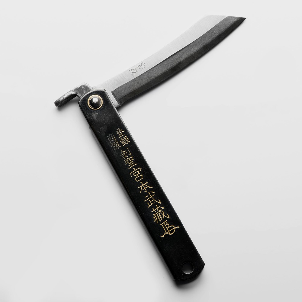 couteau-higonokami-samourai-manche-noir ouvert lame
