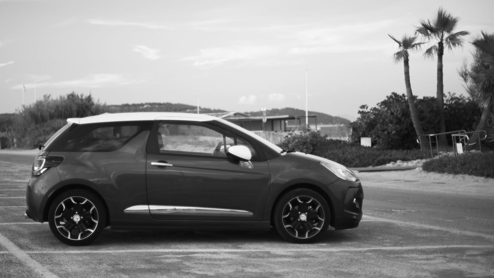 C'est Lui Qui Tient Les Clés Du Coffre AUTO : ROAD TRIP EN DS3