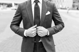 longueur manche de costume