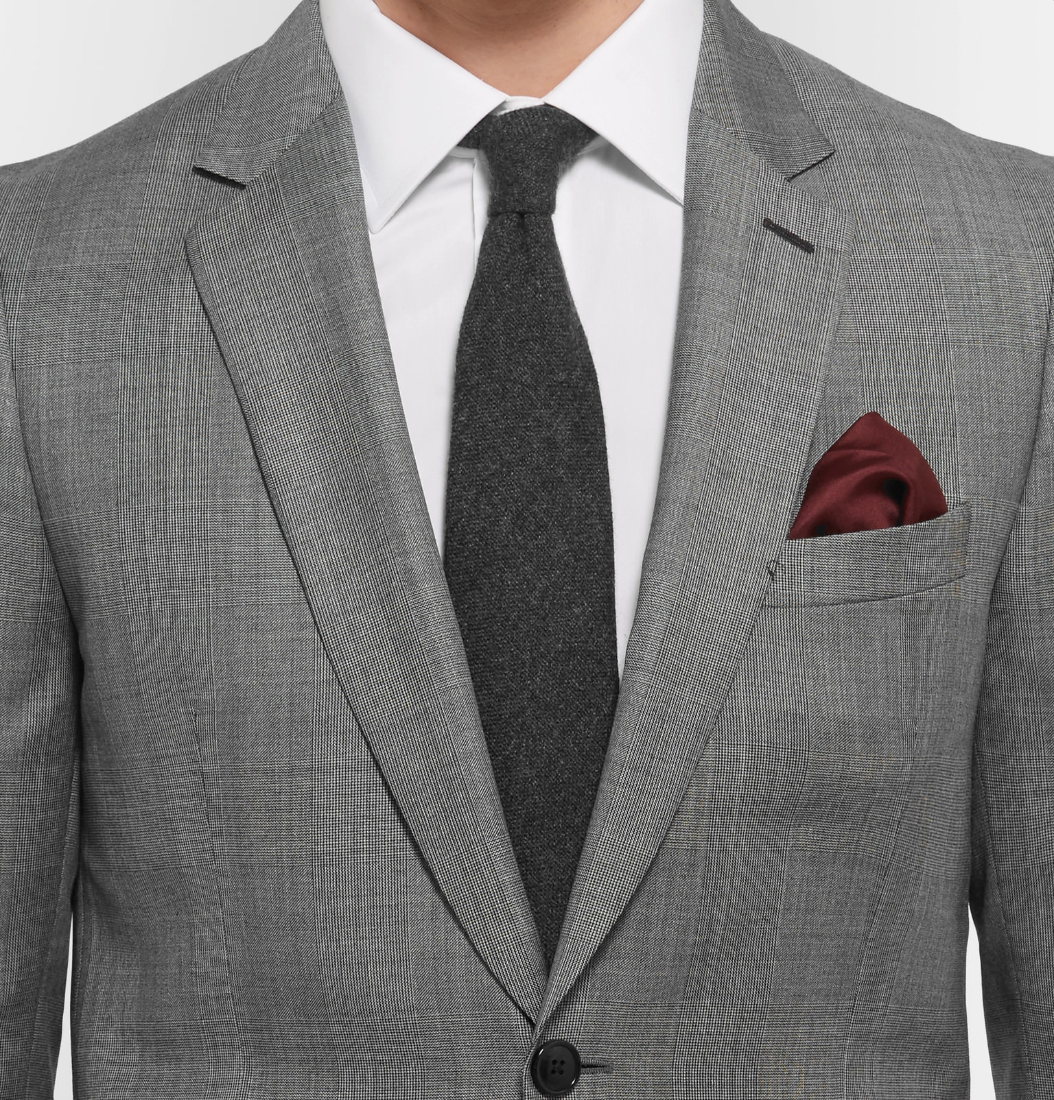 assortir cravate chemise couleur costume gris clair