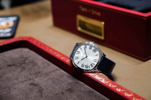 Cartier Drive boitier acier bracelet cuir bleu