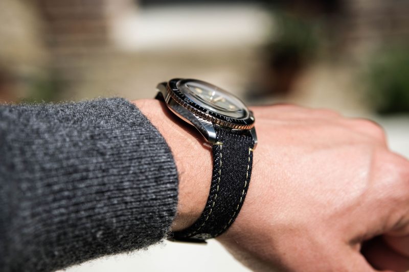 Comment choisir une montre pour homme avec un petit