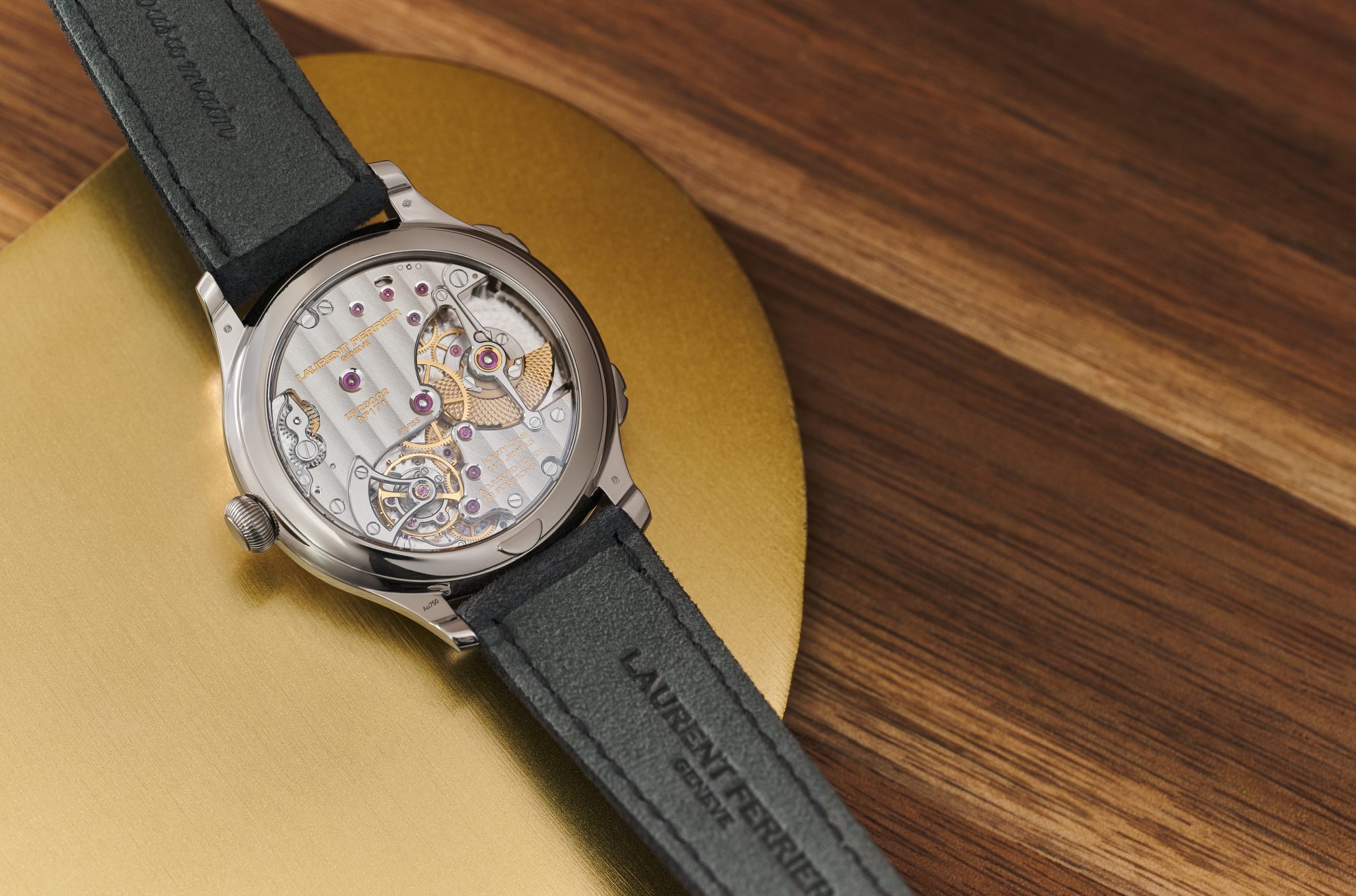 laurent Ferrier dos mouvement micro rotor LF 230.02