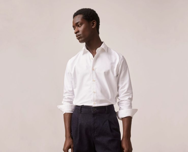 chemise blanche homme pantalon gris fonce
