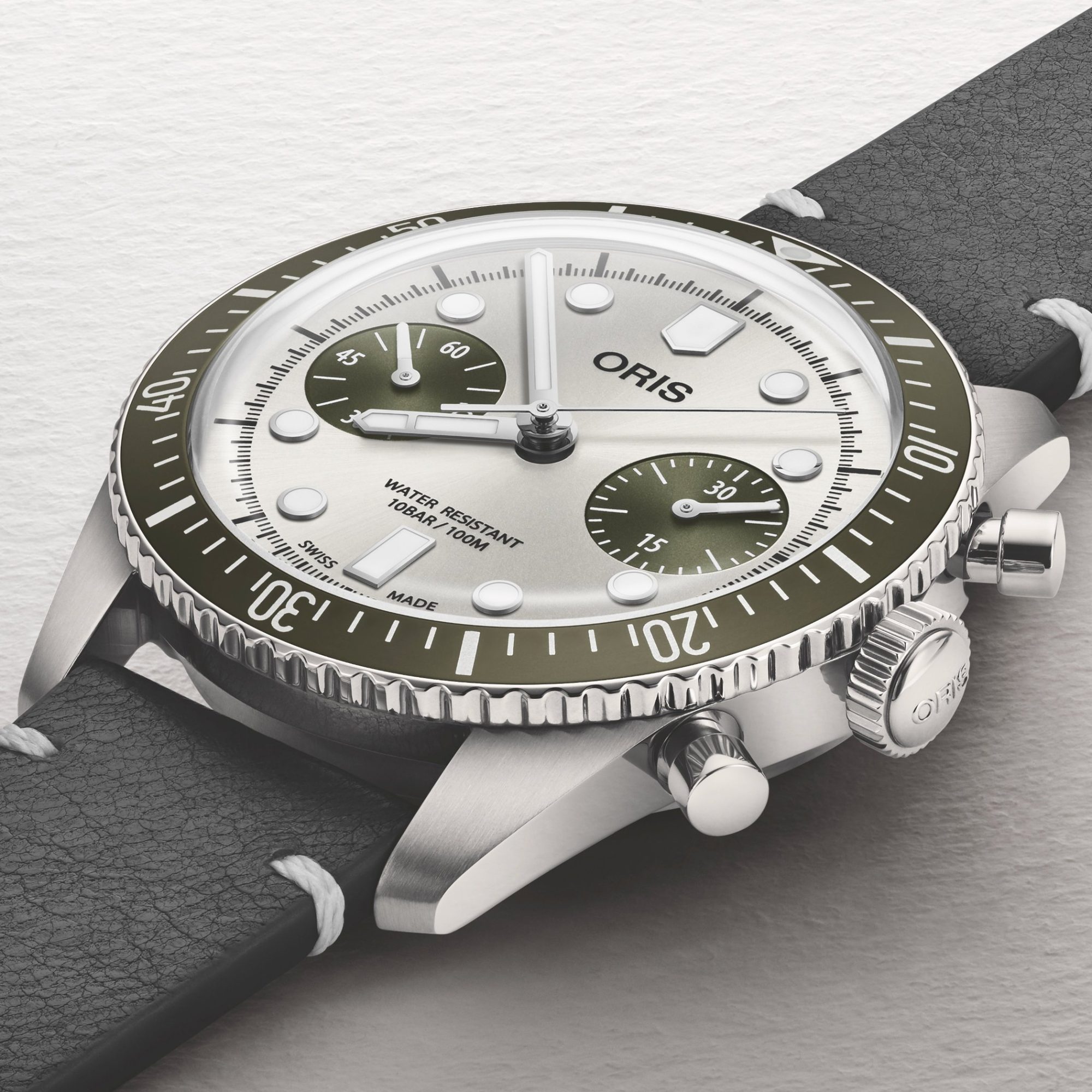 01 771 7791 4051-07 8 20 18 Oris-Divers-Sixty-Five-Chronograph-Silver-Green carre