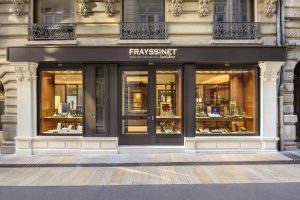 DEVANTURE BOUTIQUE FRAYSSINNET