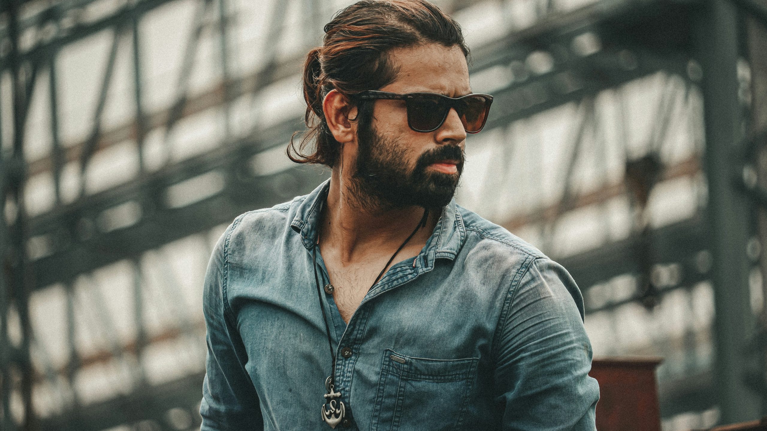 coupe cheveux mi longue