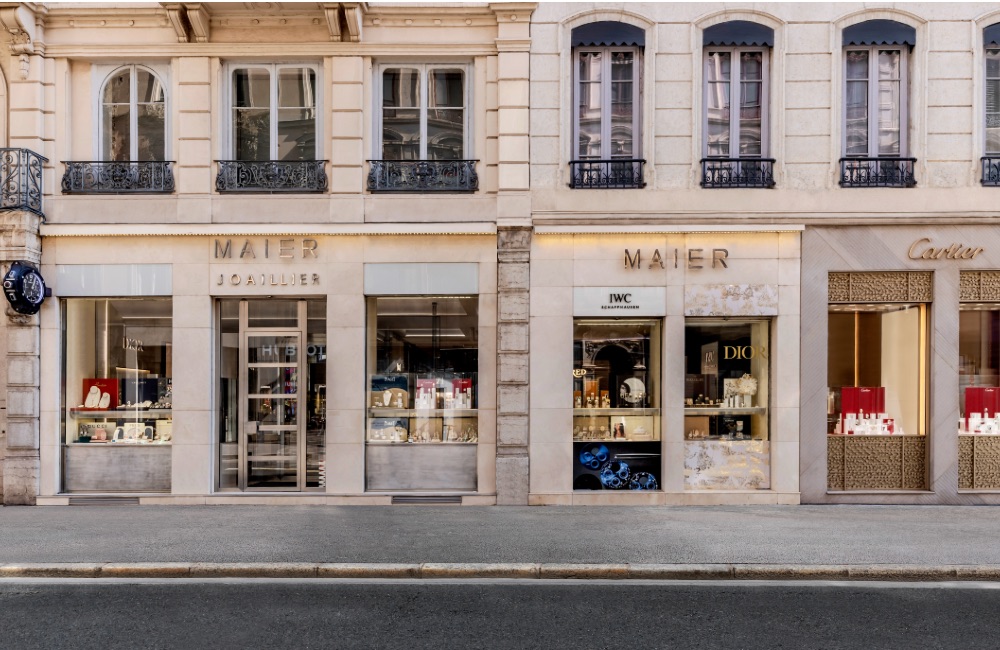 Devanture MAIER LYON RUE ÉDOUARD HENRIOT