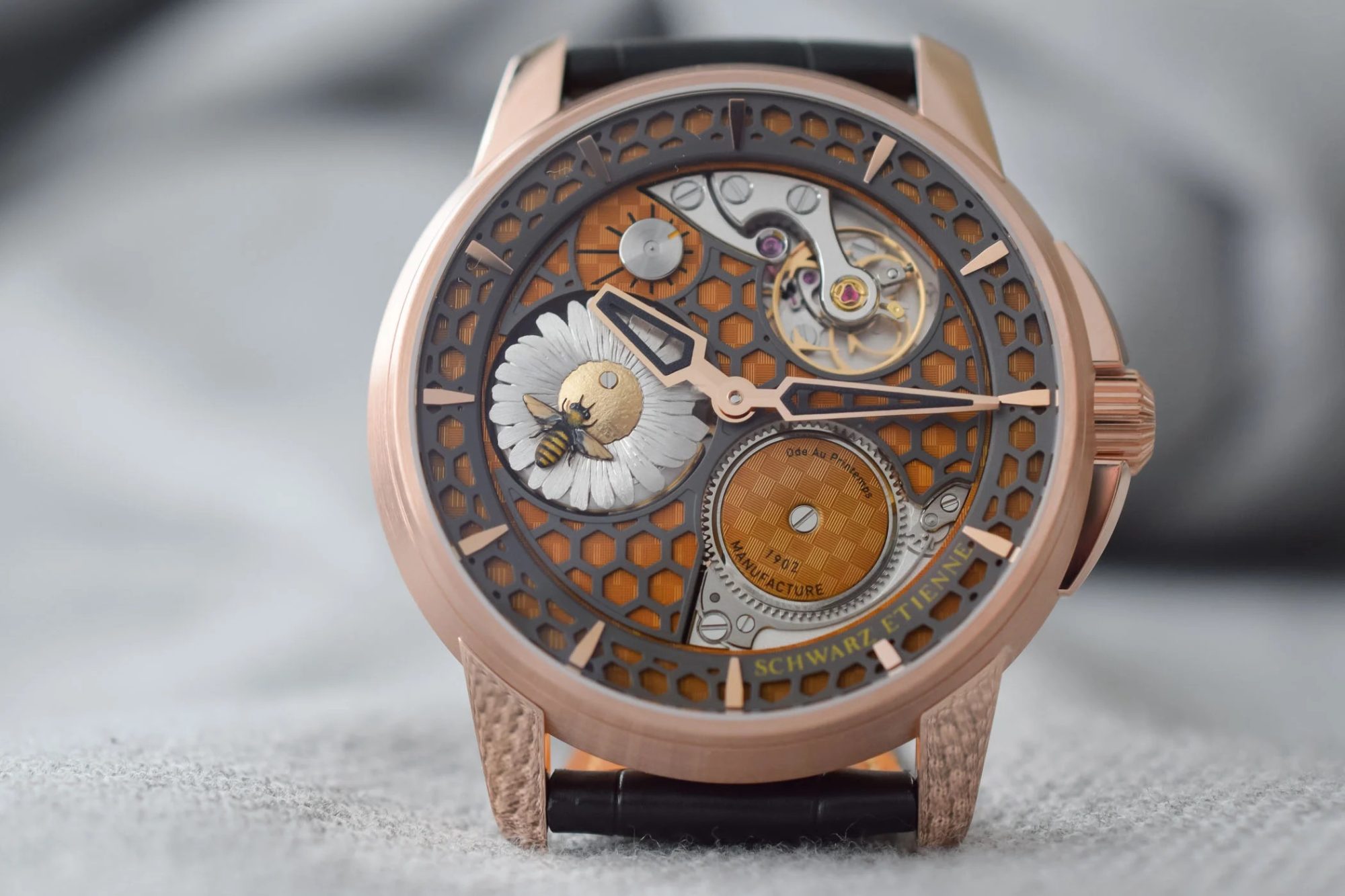 Schwarz Etienne Ode au Printemps montre