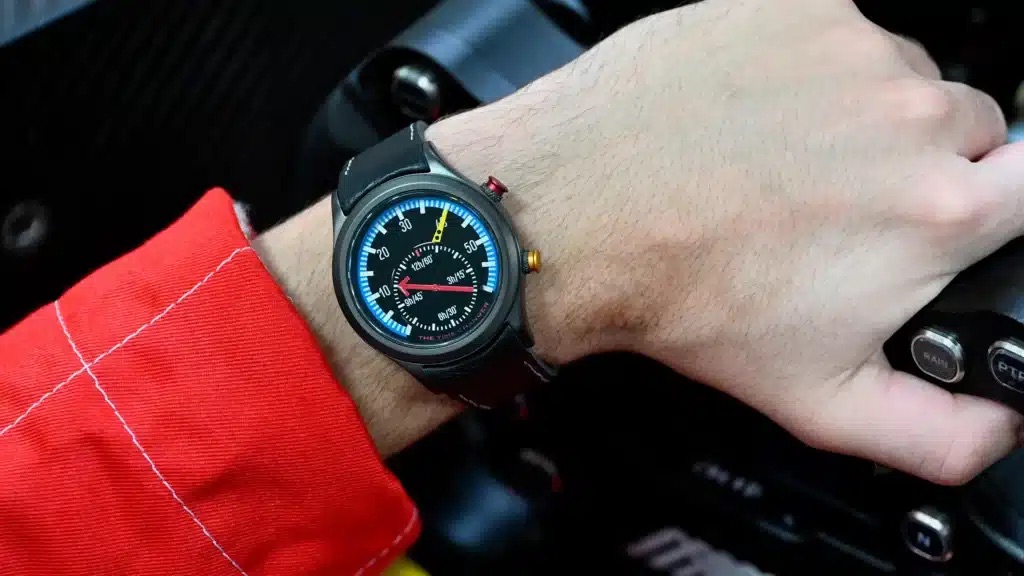 Montre TheTimeChanger de SilMach à micro-moteur en silicium