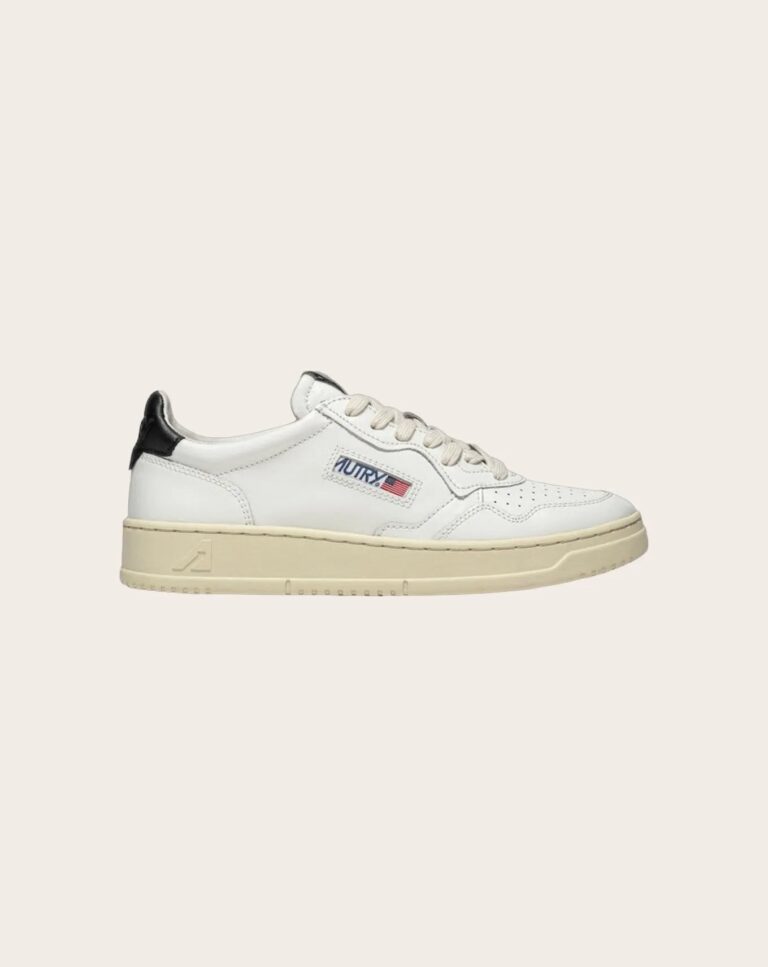 Basket Autry Medalist Low en cuir blanc, avant perforé