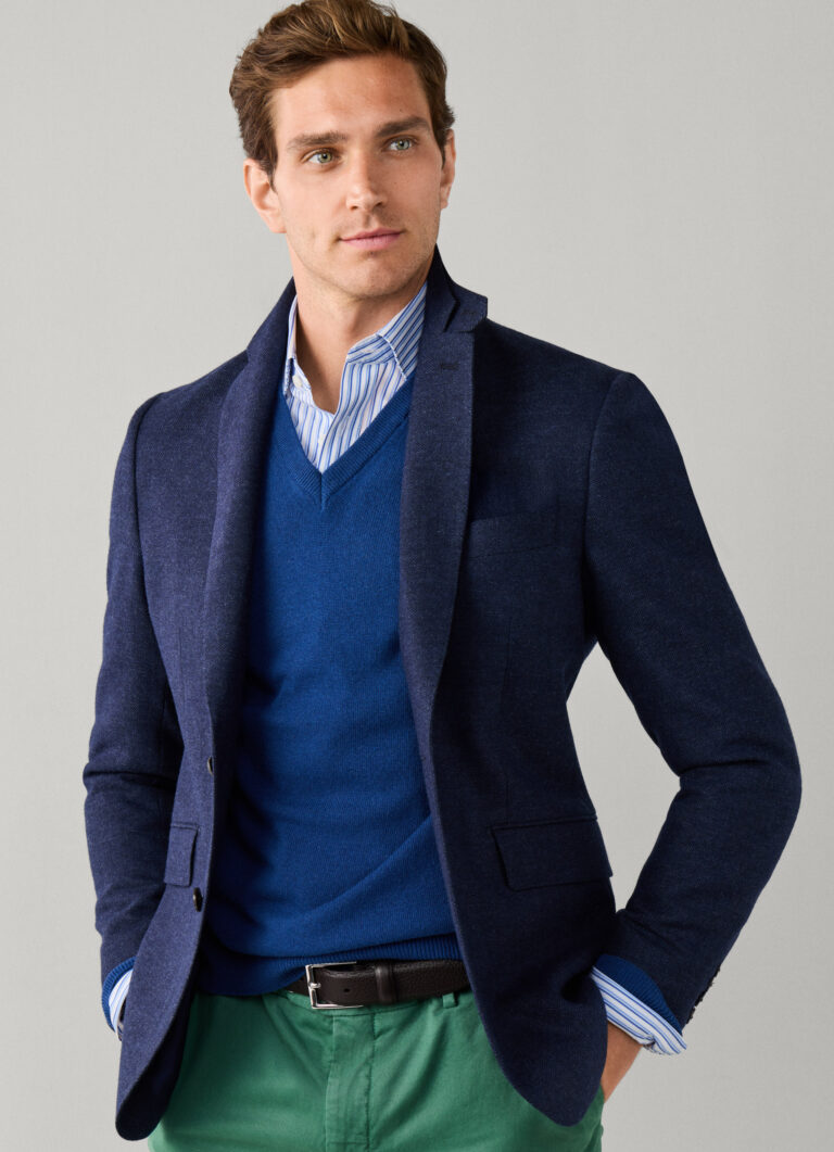 Blazer deux boutons en laine mélangée à chevrons bleu, Hackett, porté