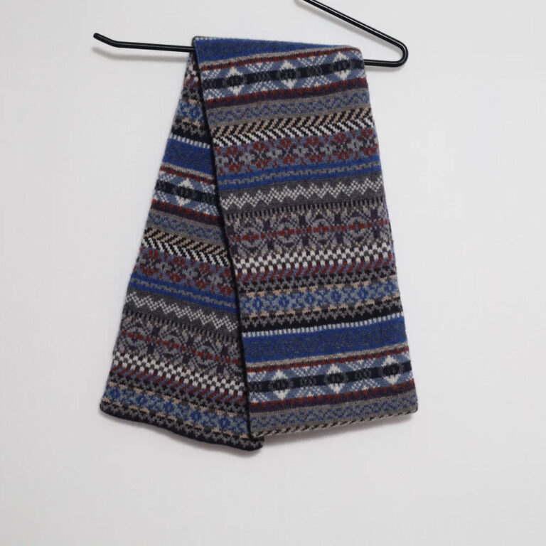 Écharpe tubulaire Lochinver à motif Fair Isle, Robert Mackie of Scotland