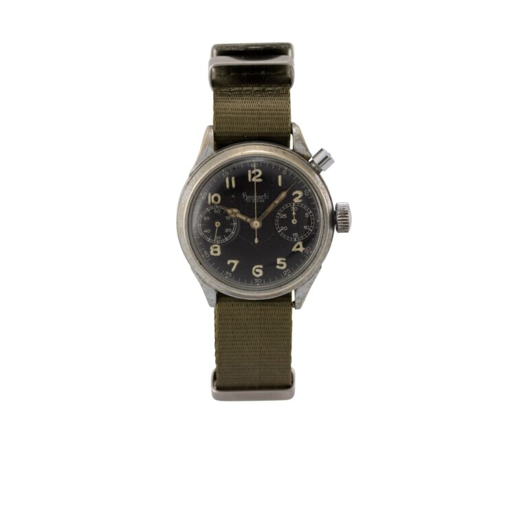 Chronographe d'aviateur Hanhart monopoussoir calibre 40, vers 1941, cadran noir oxydé
