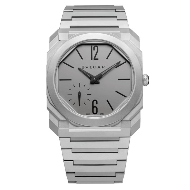 Montre Bulgari Octo Finissimo automatique en titane à cadran gris et bracelet titane, 40 mm