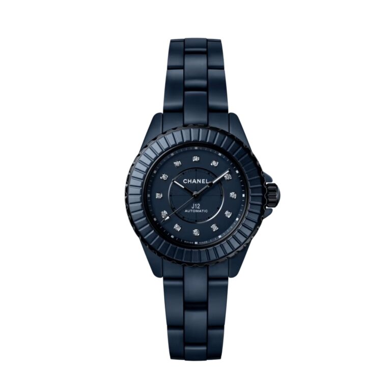 Montre Chanel J12 Bleu automatique en céramique bleue à index diamants, 33 mm