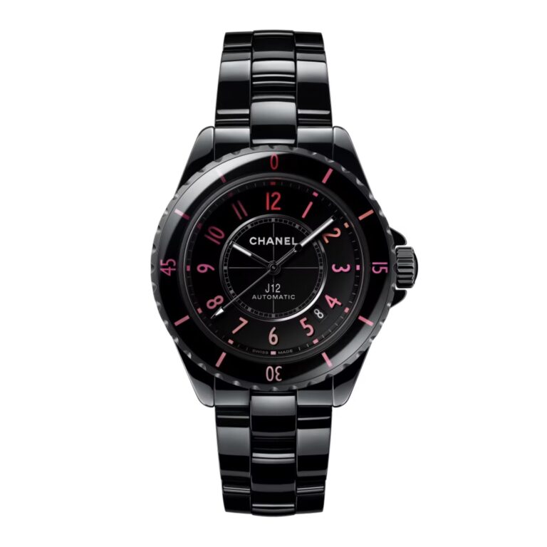 Montre Chanel J12 Blush automatique à cadran noir et bracelet céramique noire, 38 mm