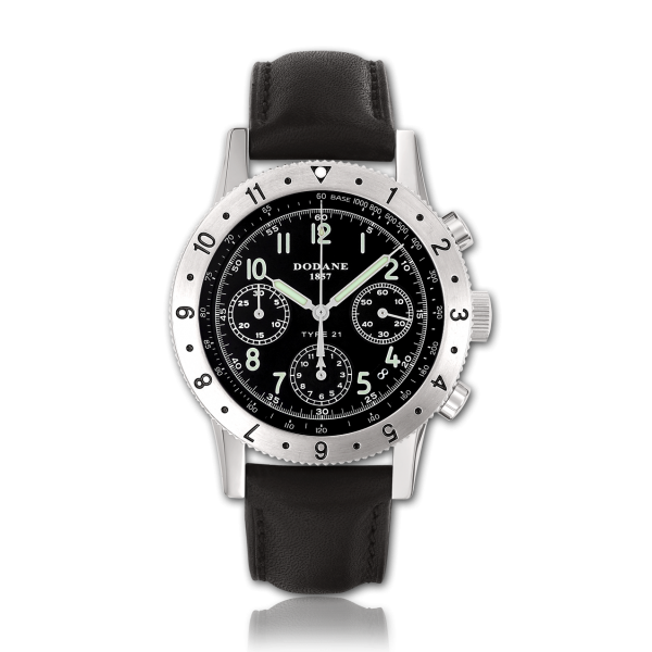 Chronographe Dodane Type 21 à trois compteurs et cadran noir