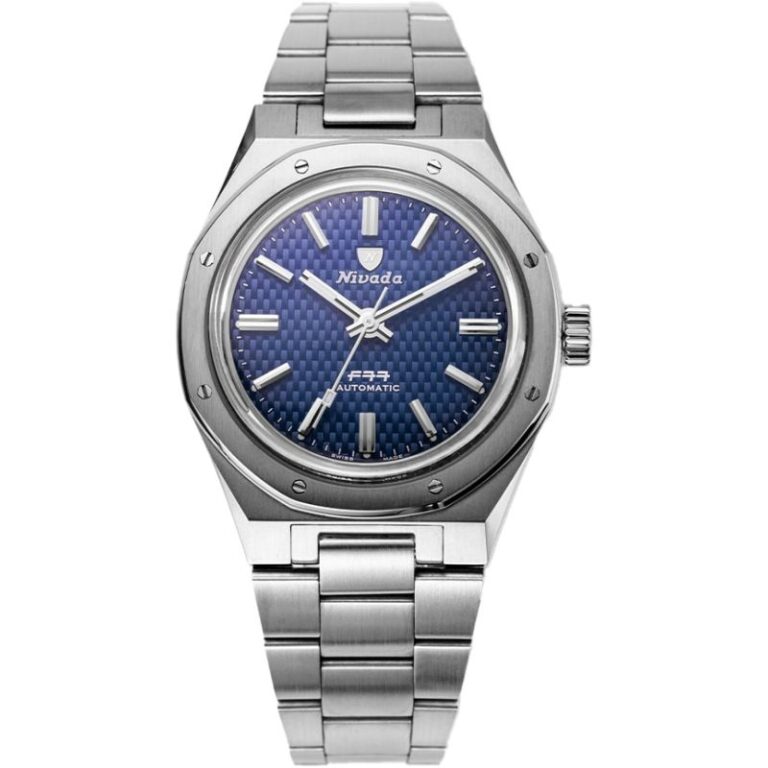 Montre Nivada Grenchen F77 automatique à cadran bleu et bracelet acier intégré, 37 mm