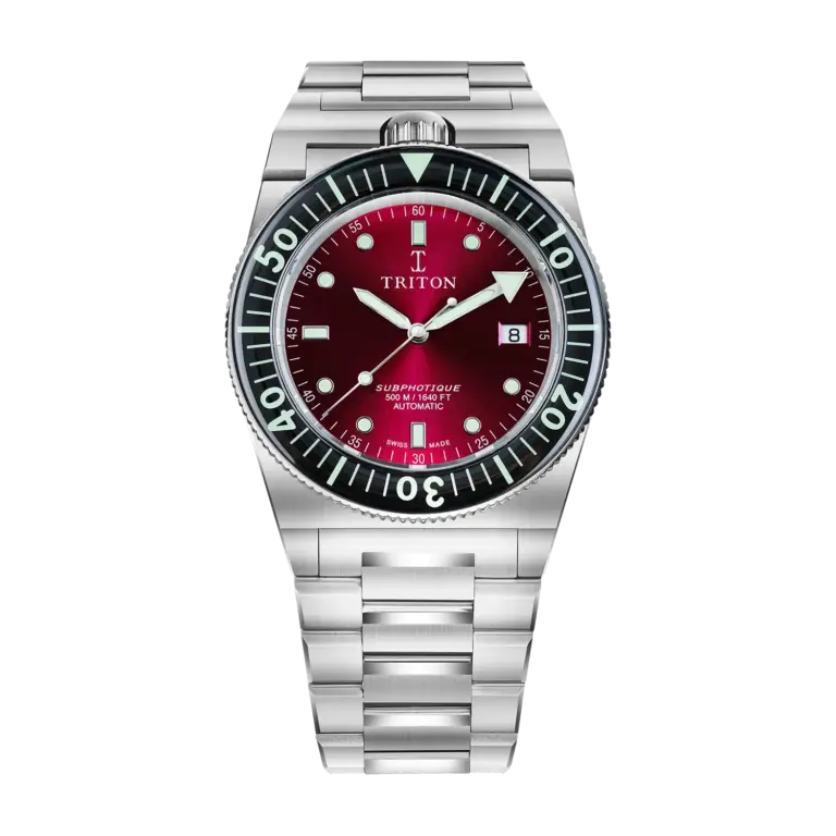 Montre de plongée Triton Subphotique Classique à cadran bordeaux et bracelet acier, 40 mm