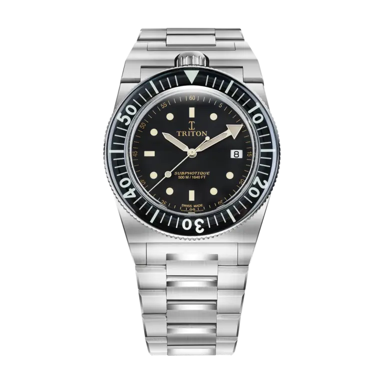 Montre de plongée Triton Subphotique Sport Heritage à cadran noir mat et inscriptions dorées, bracelet acier, 40 mm