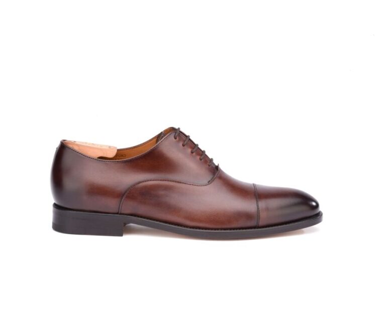 Richelieu Bexley Winford chocolat patiné en veau box, semelle cuir