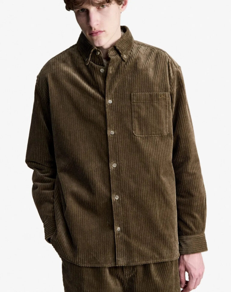 Surchemise Malo A.P.C. en velours à larges côtes taupe